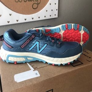 New Balance 6.5 Women's 410 V6 Trail Running Shoe NEW